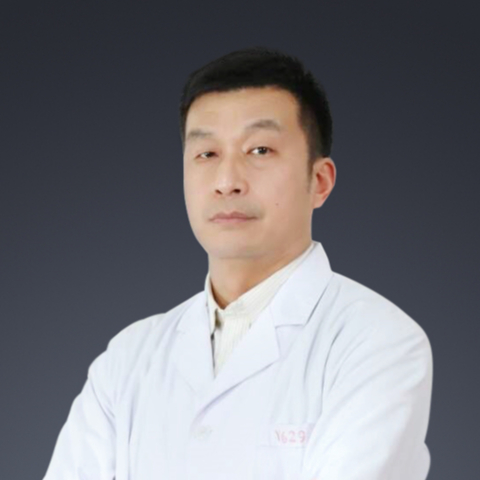 何好臣